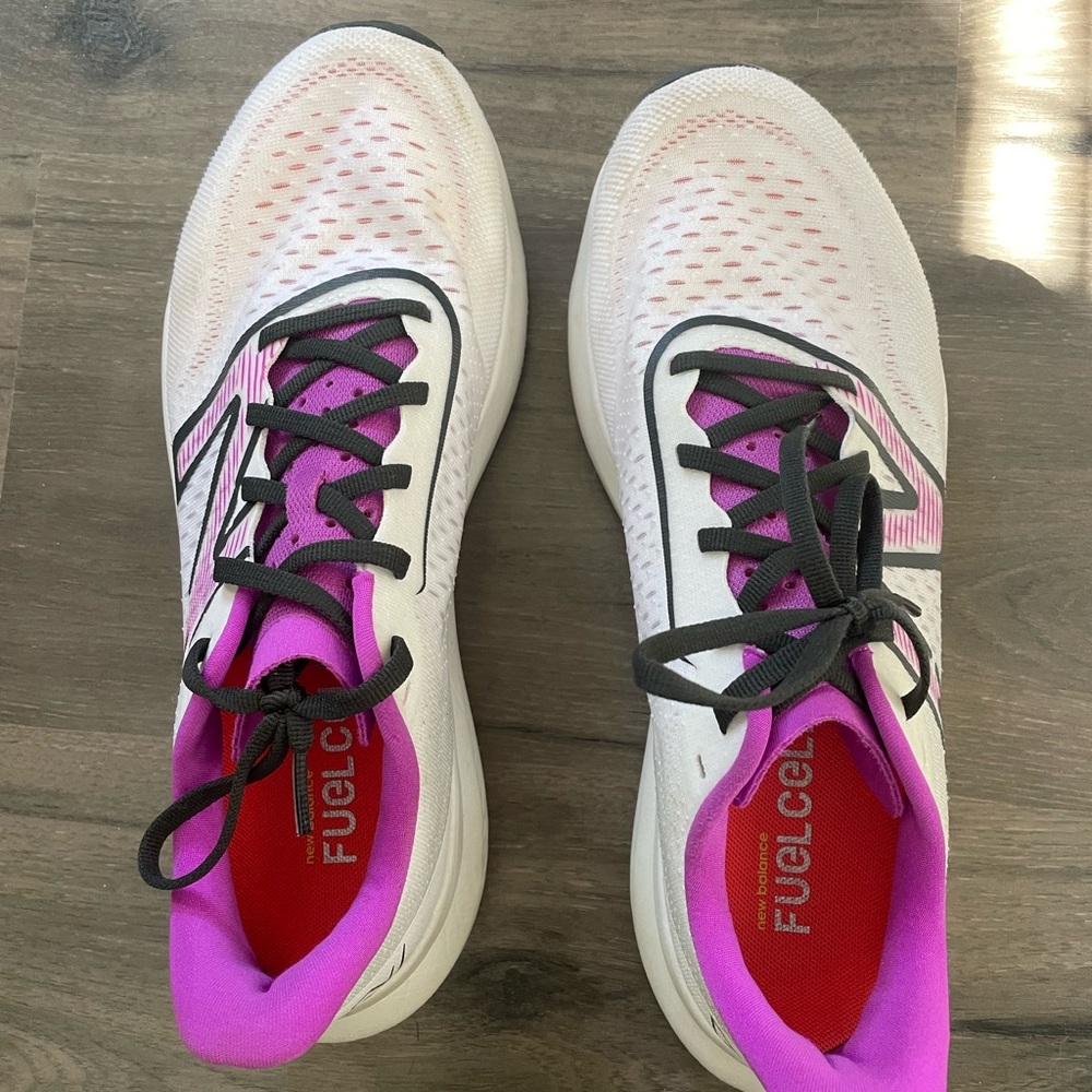 New Balance Rebel V3